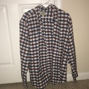 St. John’s Bay Men’s XL dress shirt